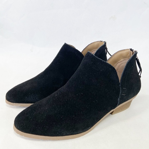 KENNETH COLE REACTION Women's Side Way Booties in Black Suede Size 6.5M New - Picture 2 of 10